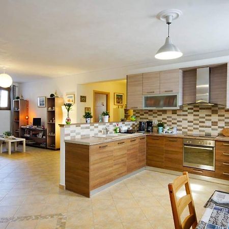 Anemona Apartment Митимна Экстерьер фото