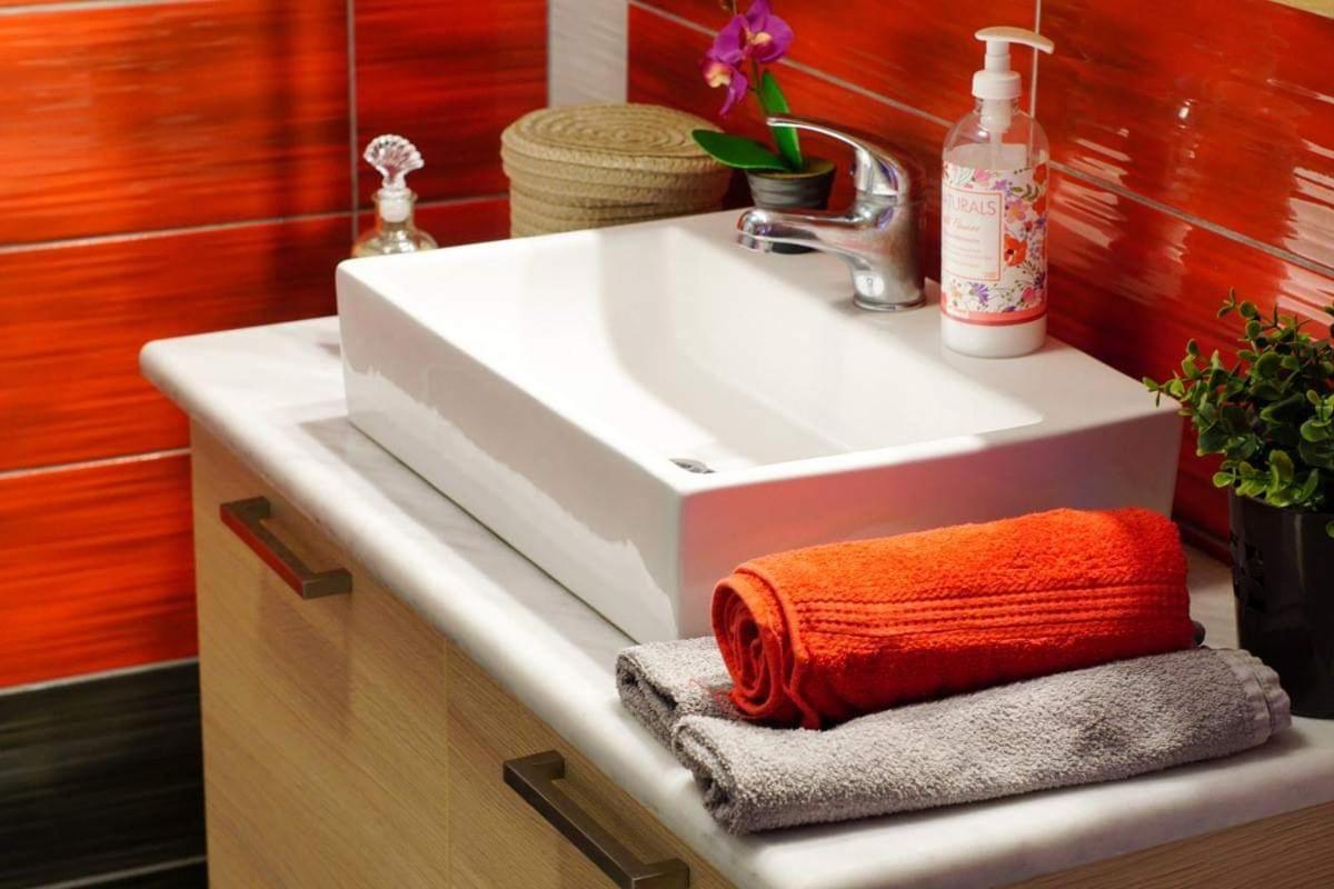 Anemona Apartment Митимна Экстерьер фото